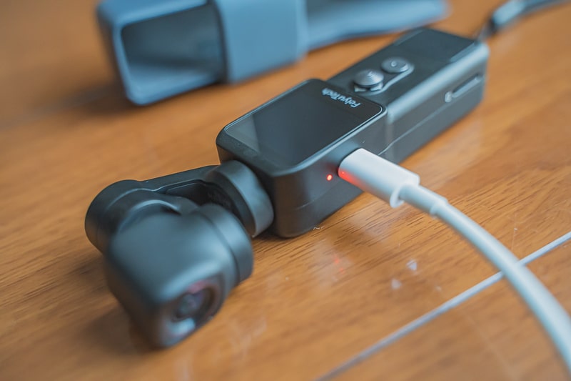 USB-Cでの急速充電に対応